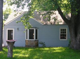 15151 Bainbridge St, Livonia, MI