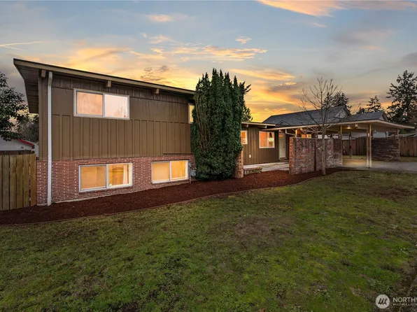 616 117th St S, Tacoma, WA 98444