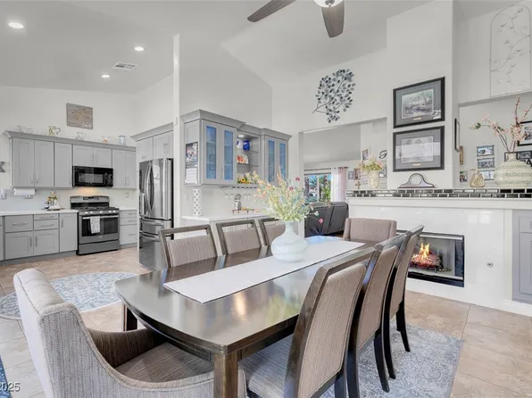 6109 Flaming Arrow Rd, North Las Vegas, NV 89031