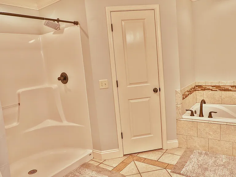 1805 Shanun Ct — Photo 26