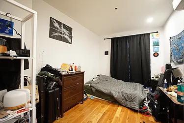 Rented by Rennit Inc.