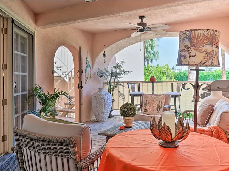 500 E Amado Rd #405 — Photo 2