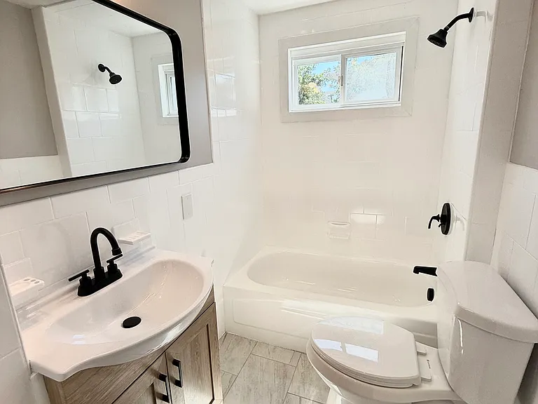 9 Rock St #1 — Photo 6
