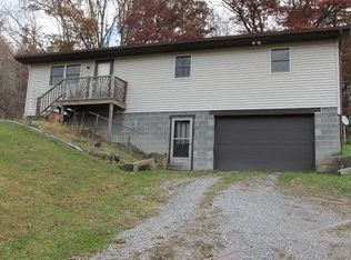 2147 McVicker Rd, Grafton, WV 26354
