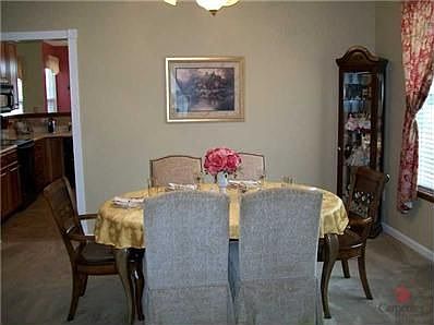 3rd image of 10814 Chestnut Heath Ct