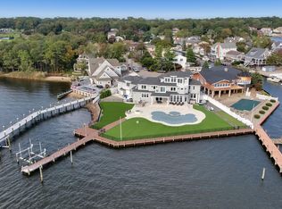 102 Point O Woods Dr, Toms River, NJ 08753