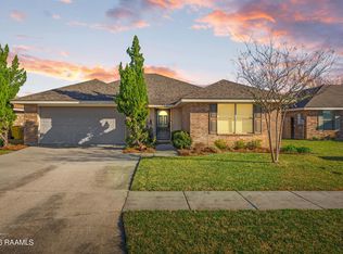 704 Breaux Rd, Lafayette, LA 70507