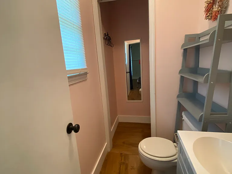 203 Augusta St — Photo 22