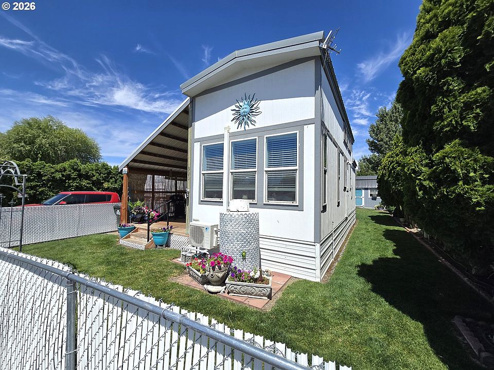 1st image of 320 Tumbleweed Blvd