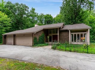 3873 E Old Pine Trl, Midland, MI 48642