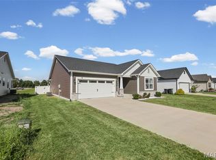 789 Topaz Ct, Mascoutah, IL 62258