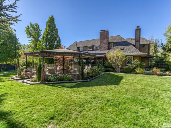 220 Moore Ln, Reno, NV 89509