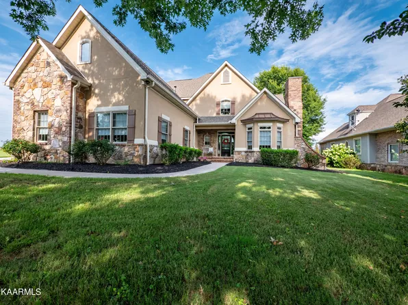 223 Osprey Cir, Vonore, TN 37885