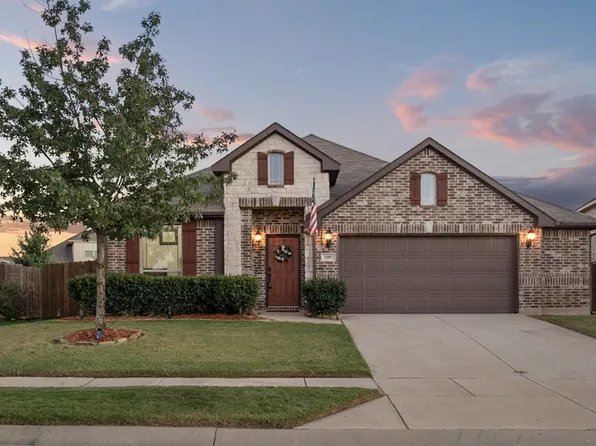 505 Amber Ln, Aubrey, TX 76227