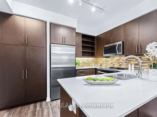 65 Oneida Cres SE, Richmond Hill, ON