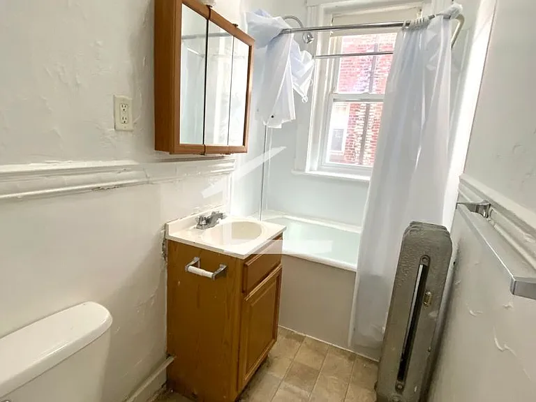 15 Walbridge St #5 — Photo 4