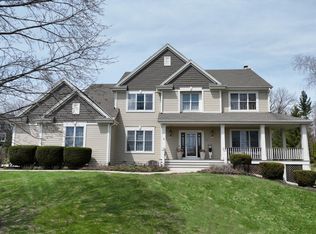 W126N6563 Sycamore Ln, Menomonee Falls, WI 53051