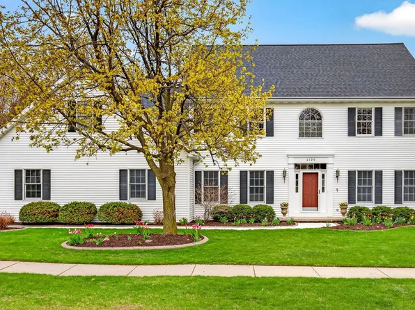 4120 N Windcross Dr, Appleton, WI 54913