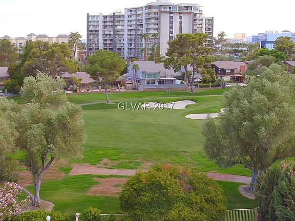 3rd image of 3190 Bel Air Dr