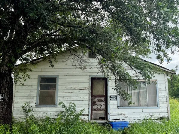314 N Francis St, Bishop, TX 78343