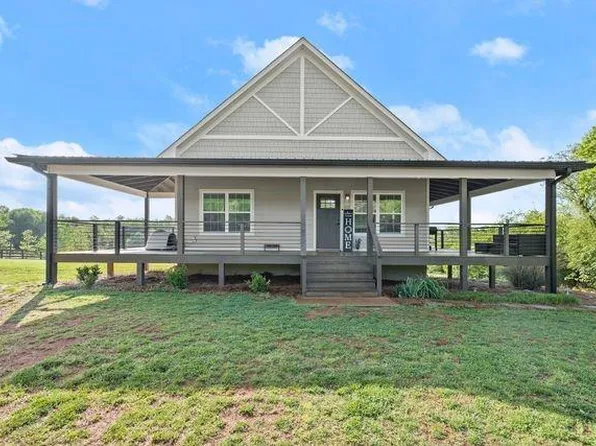 8974 Skitts Mountain Rd, Lula, GA 30554