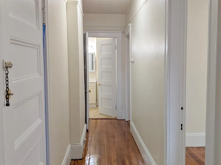 18 Sanborn Ave #4 — Photo 6