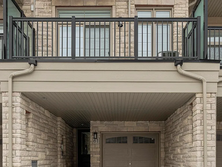 61 Yorkton Blvd — Photo 15