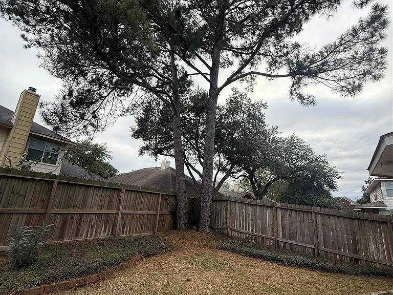 12919 Deer Cove Ln — Photo 16