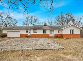 8503 Par Ln, Rogers, AR 72756