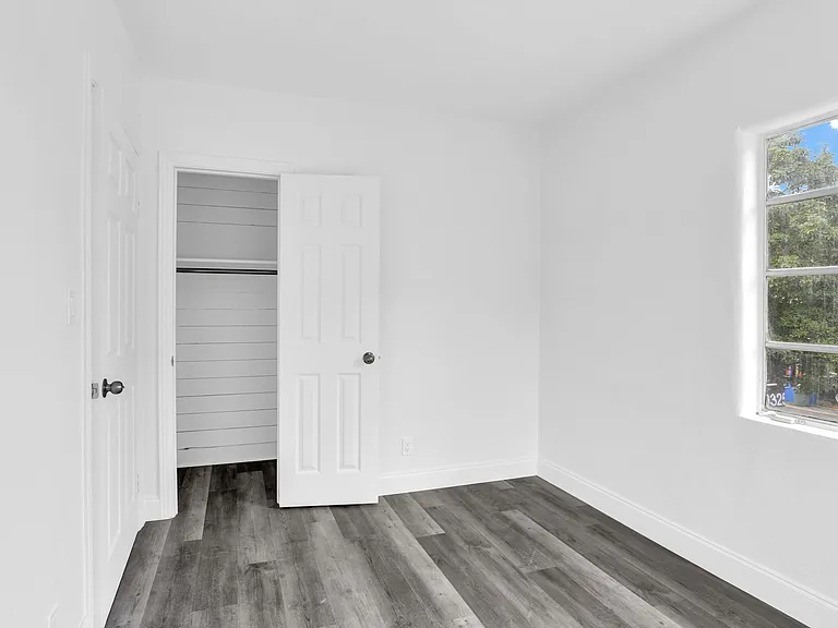 820 N Dixie Hwy #4 — Photo 12