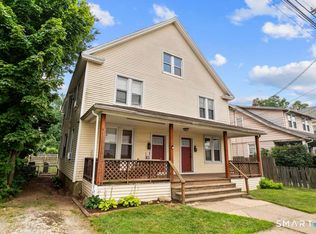 48 Riverview Pl, Stratford, CT 06615
