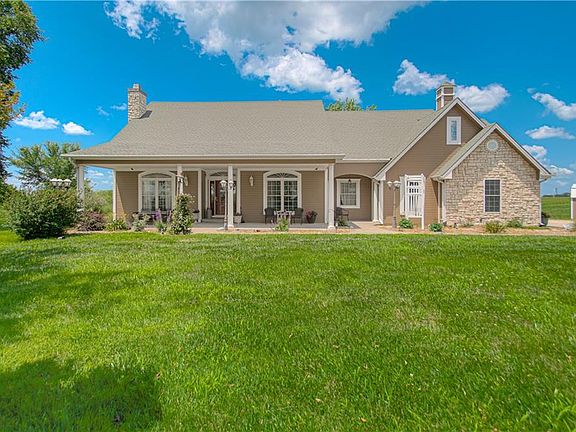 2nd image of 5292 SW 169th Hwy