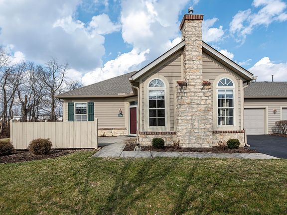 3rd image of 7704 Blue Juniper Dr
