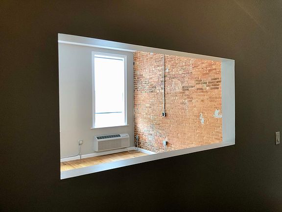 5th image of 231 E North Ave Unit 8