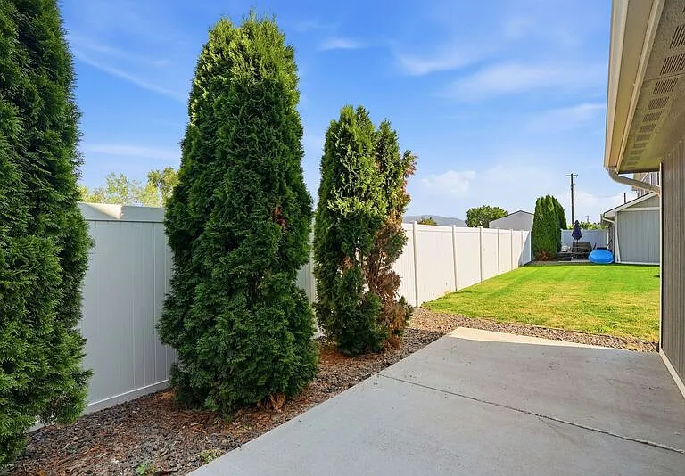 1420 N Michigan Ln #1 — Photo 27