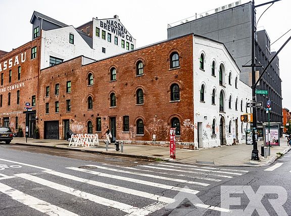 5th image of 945 Bergen St #210