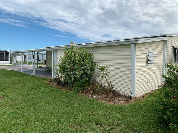 5th image of 7808 Parkway Blvd