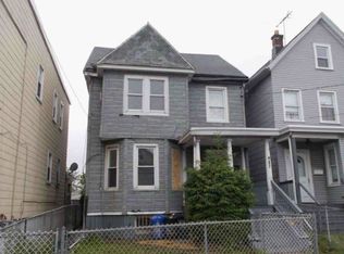 452 3rd Ave, Elizabeth, NJ 07206