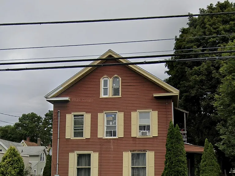281 Hanover St #3 — Photo 8