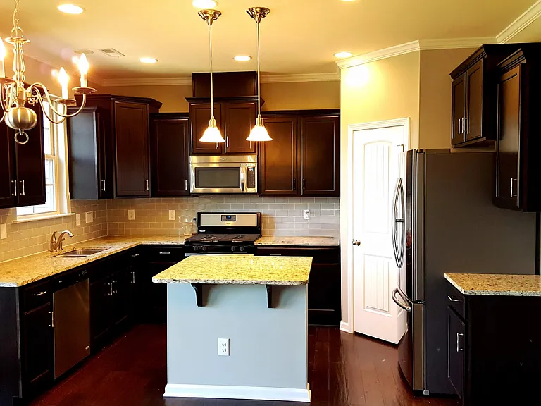 3917 Valley Side Ct #1 — Photo 2