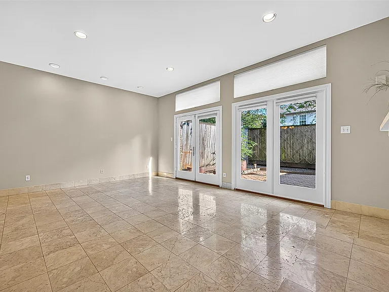 3027 Bissonnet St — Photo 14