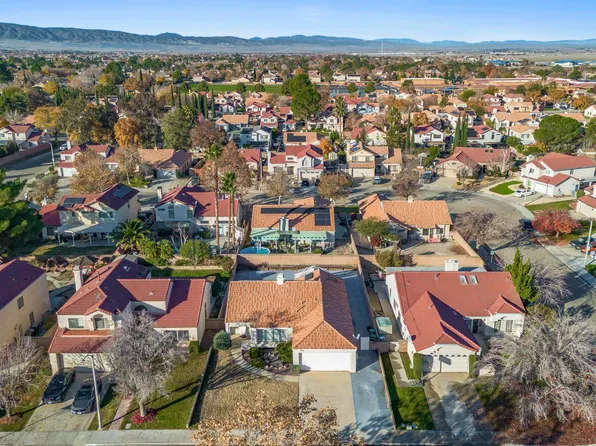 44239 Fenner Ave, Lancaster, CA 93536