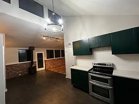 5th image of 416 Atkins Rd