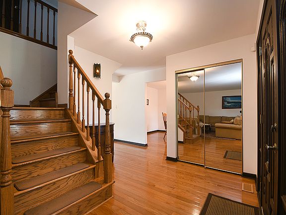 5th image of 13206 Meadowlark Dr