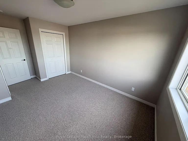 77 Mountain Ash Dr — Photo 18