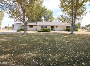63 W Tucker Ln, Yerington, NV 89447