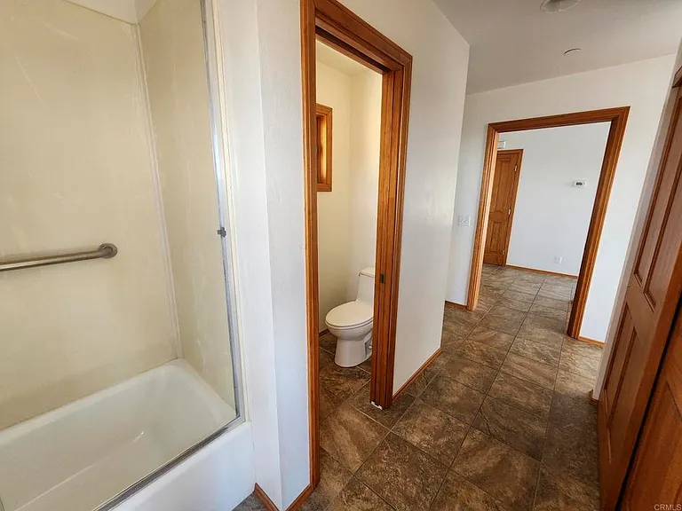 461 Manzanita Dr — Photo 15
