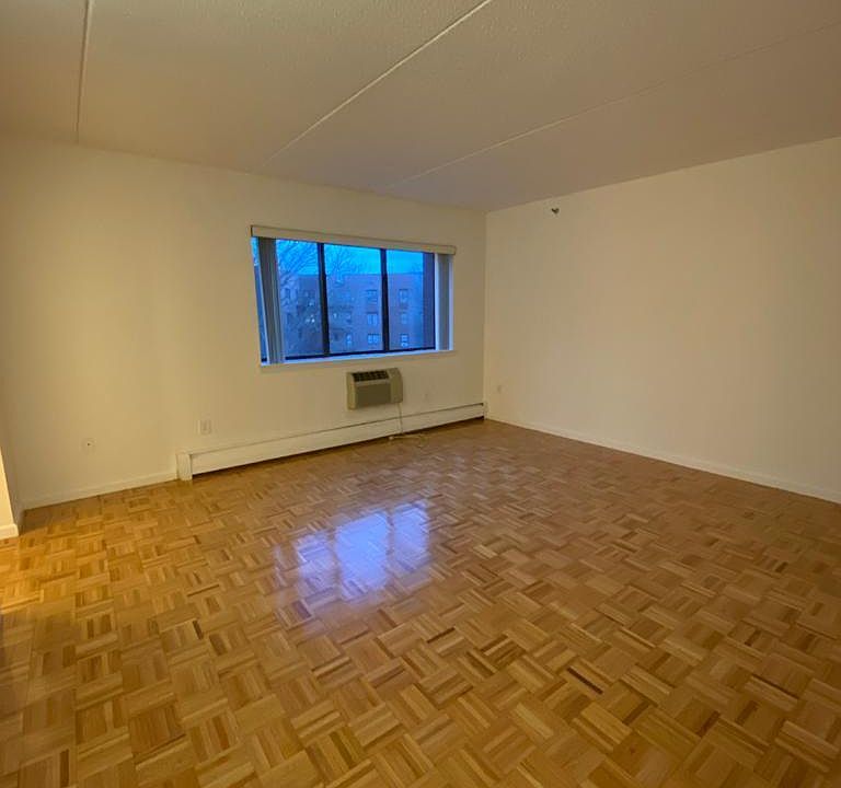 1st image of 14128 84th Dr Floor 6