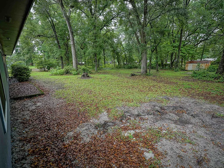 8407 Lenova Ln — Photo 36