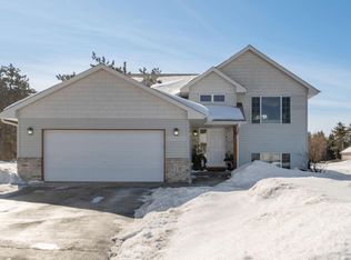 1466 Pheasant Run, New Richmond, WI 54017